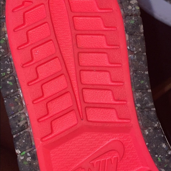 WORN ONE JORDAN 1 RETRO (will negotiate on price) COMES IN ORIGINAL BOX main image 12